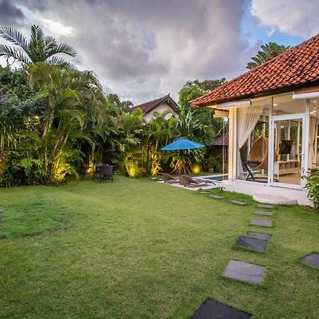 Villa Janitra Seminyak  Exterior photo